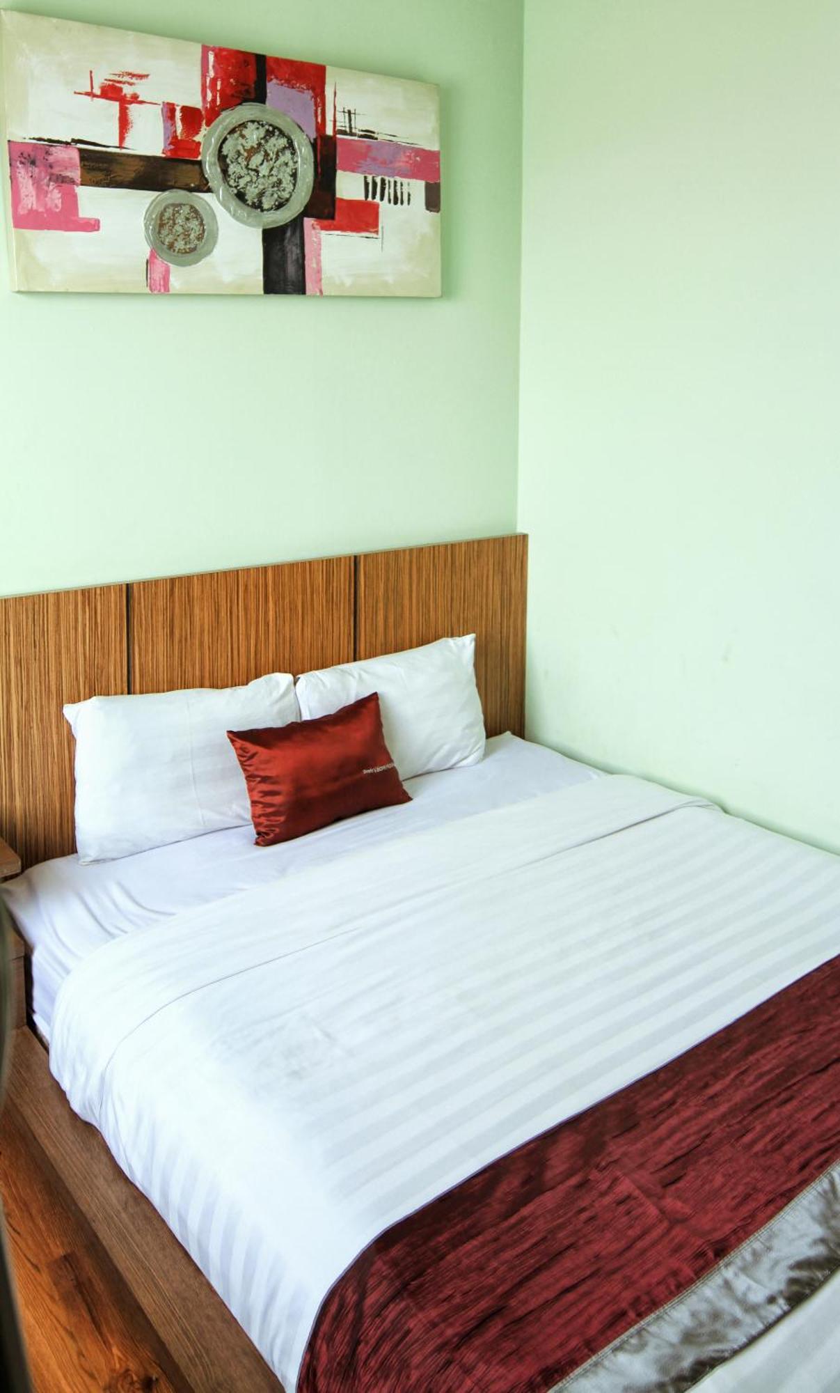 Valore Hotel Cimahi Exterior foto