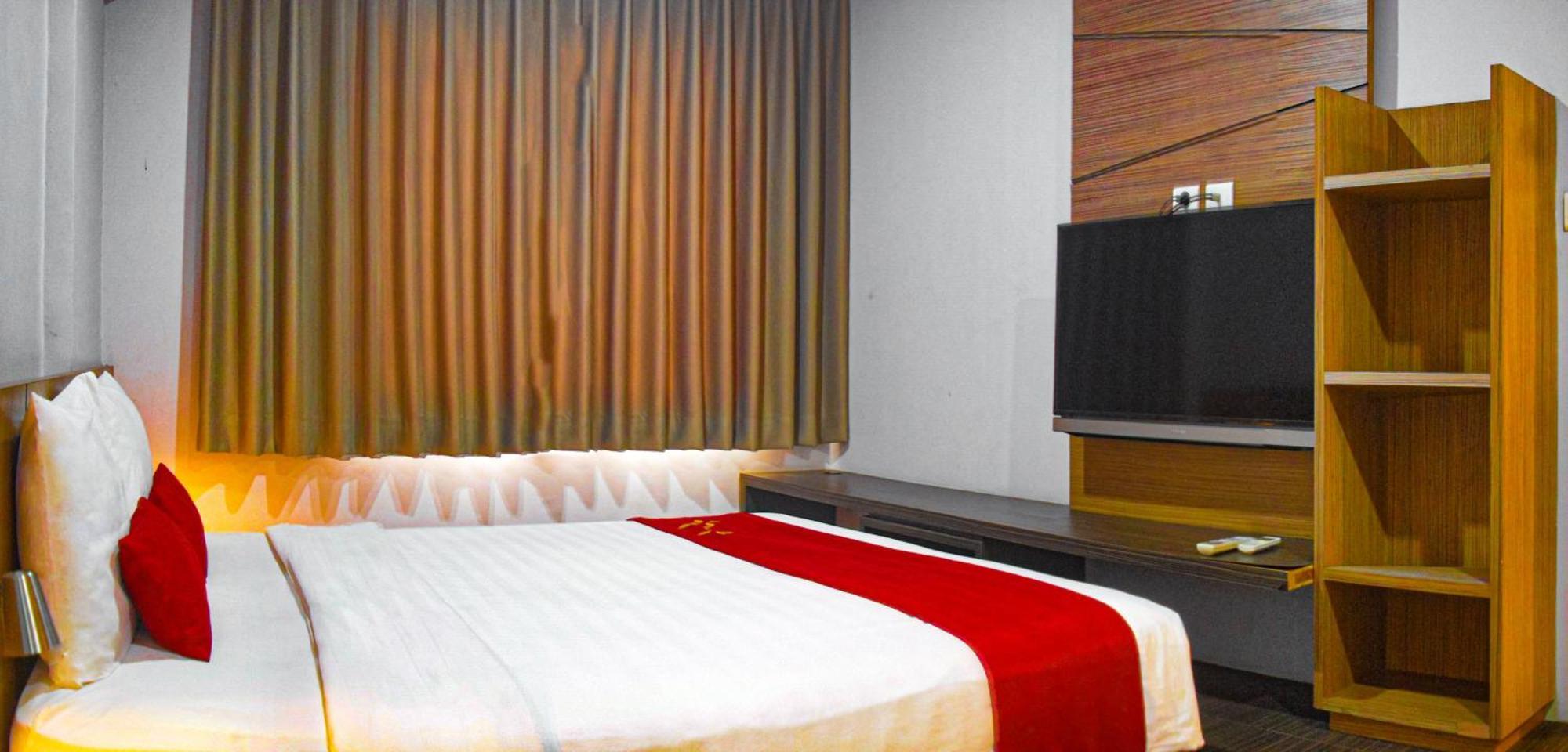 Valore Hotel Cimahi Exterior foto